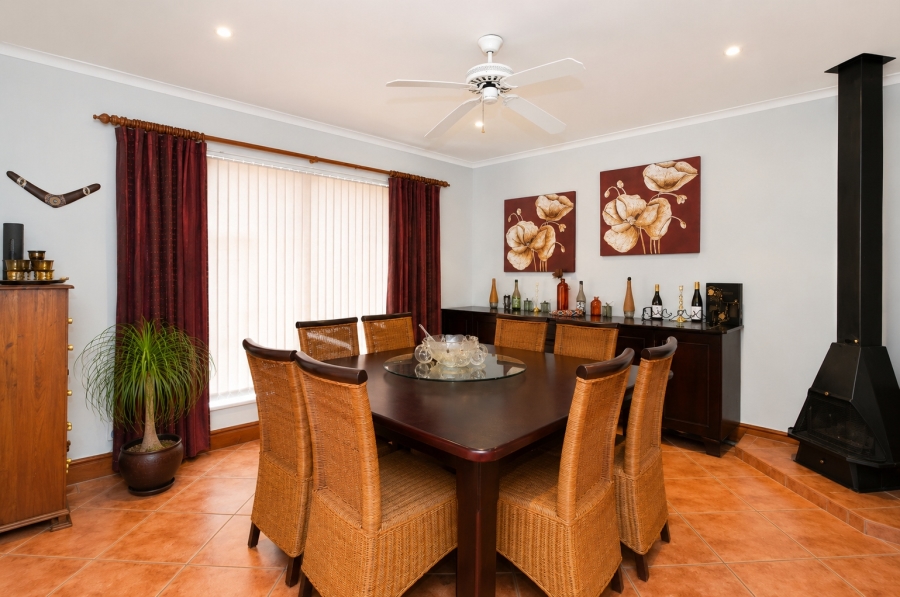 3 Bedroom Property for Sale in Parklands Western Cape